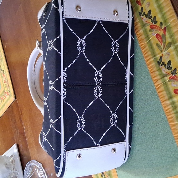 Dooney & Bourke Black and White Satchel - Picture 4 of 12